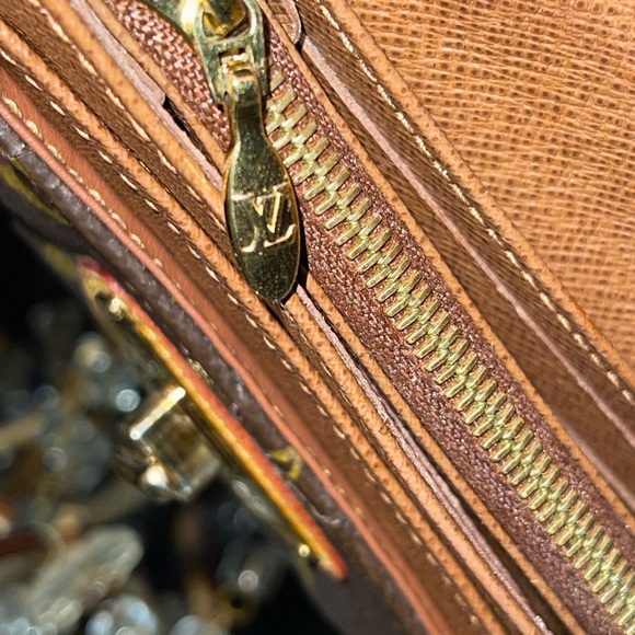 Monogram Etoile Compact Wallet - Picture 6 of 6